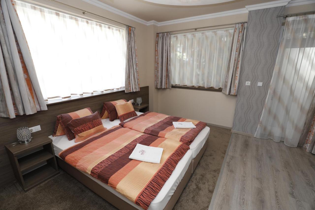 Tinodi Fogado Bed & Breakfast Sarvar Exterior photo
